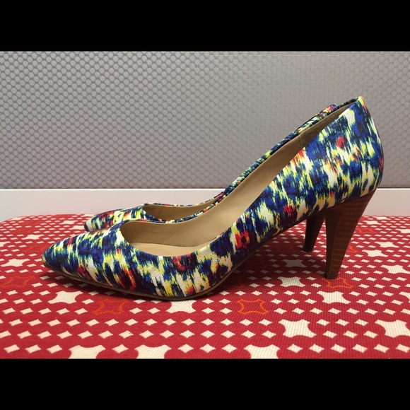 COPY - Joe’s multicolored pumps 7 - Picture 2 of 5